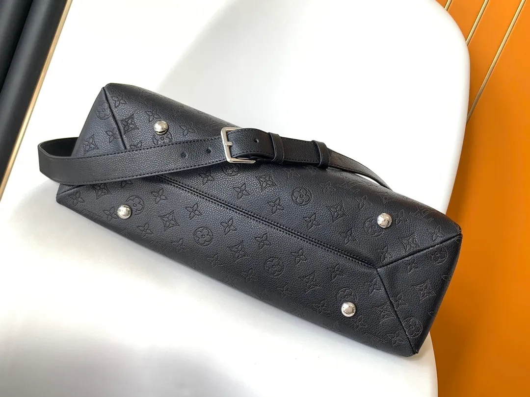 All Categories Official Website "Brand Women's Bags" Women's Bags 💙 LV 2026 New LV Crossbody Bag
