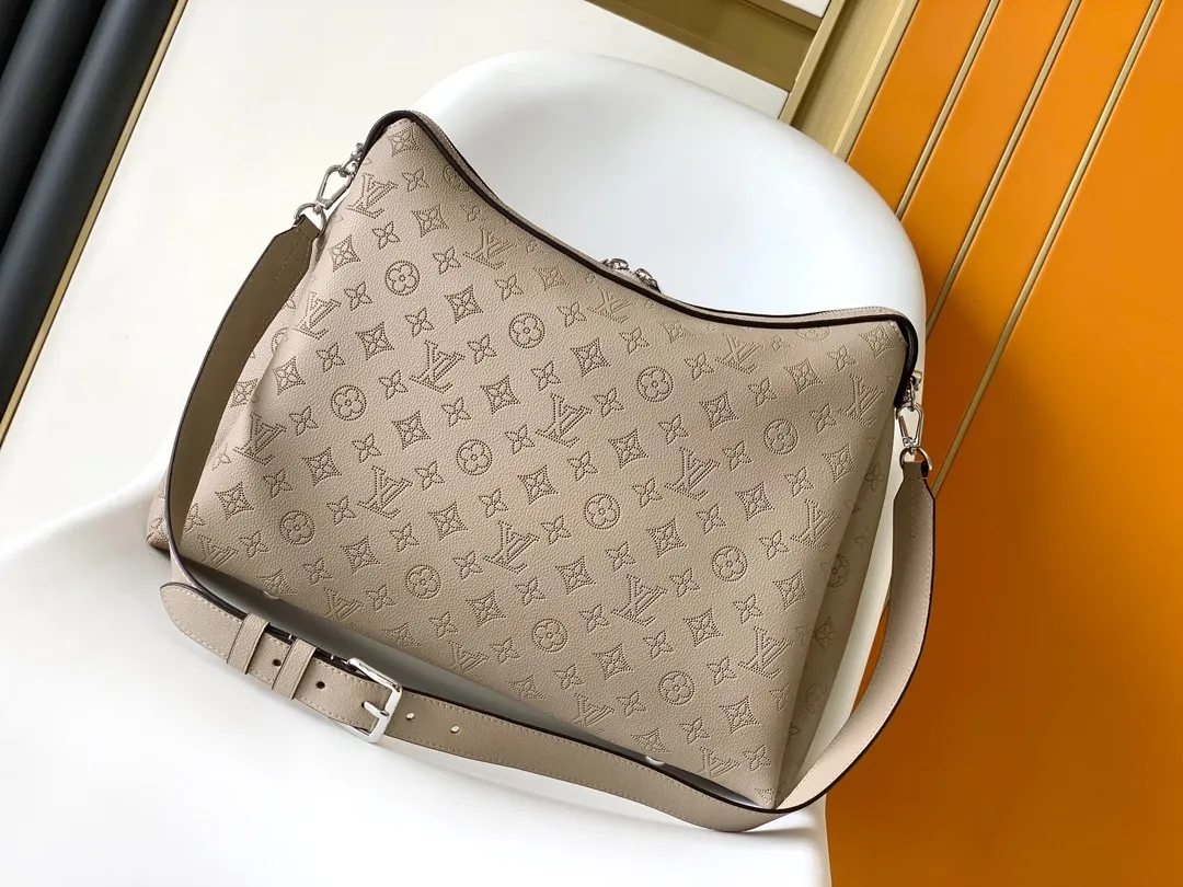 All Categories Official Website "Brand Women's Bags" Women's Bags 💙 LV 2026 New LV Crossbody Bag