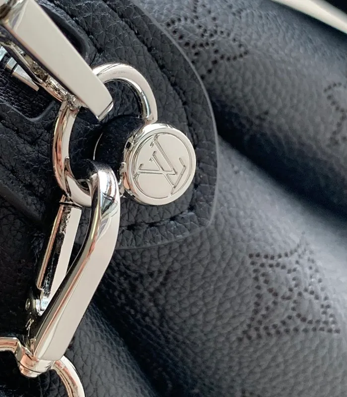 All Categories Official Website "Brand Women's Bags" Women's Bags 💙 LV 2026 New LV Crossbody Bag