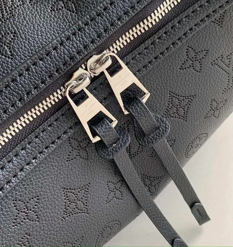 All Categories Official Website "Brand Women's Bags" Women's Bags 💙 LV 2026 New LV Crossbody Bag