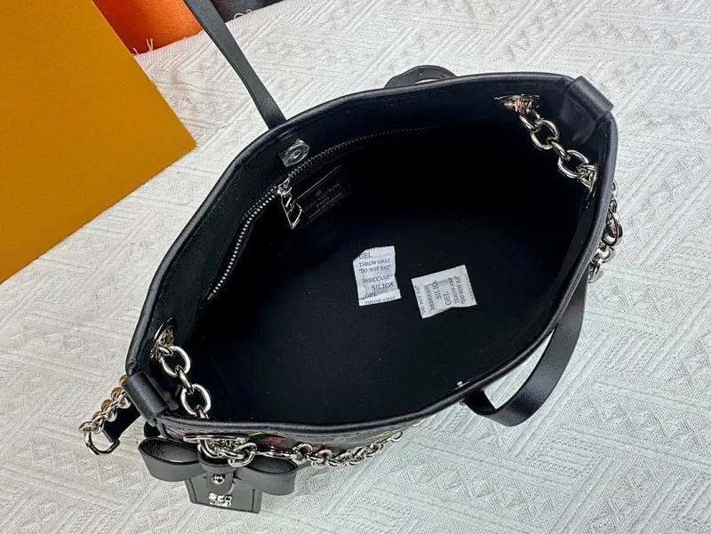 All Categories Official Website "Brand Women's Bags" Women's Bags 💙 LV 2024 New LV Crossbody Bag