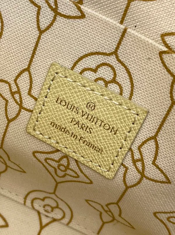 All Categories Official Website "Brand Women's Bags" Women's Bags 💙 LV 2025 New LV Crossbody Bag