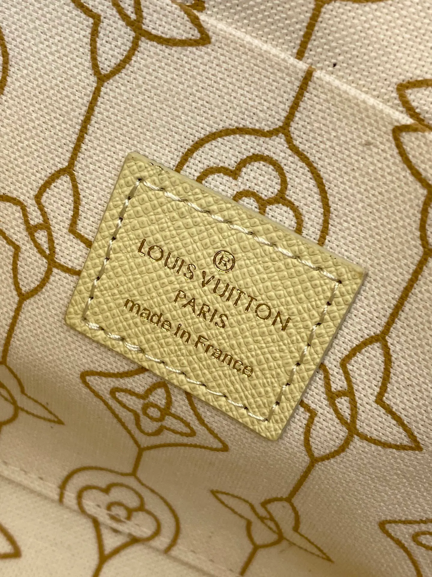 All Categories Official Website "Brand Women's Bags" Women's Bags 💙 LV 2025 New LV Crossbody Bag