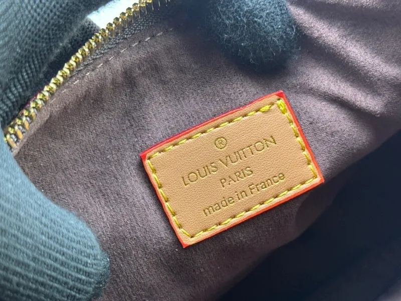 All Categories Official Website "Brand Women's Bags" Women's Bags 💙 LV 2024 New LV Crossbody Bag