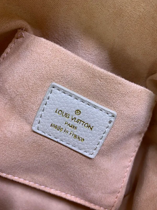 All Categories Official Website "Brand Women's Bags" Women's Bags 💙 LV 2024 New LV Crossbody Bag