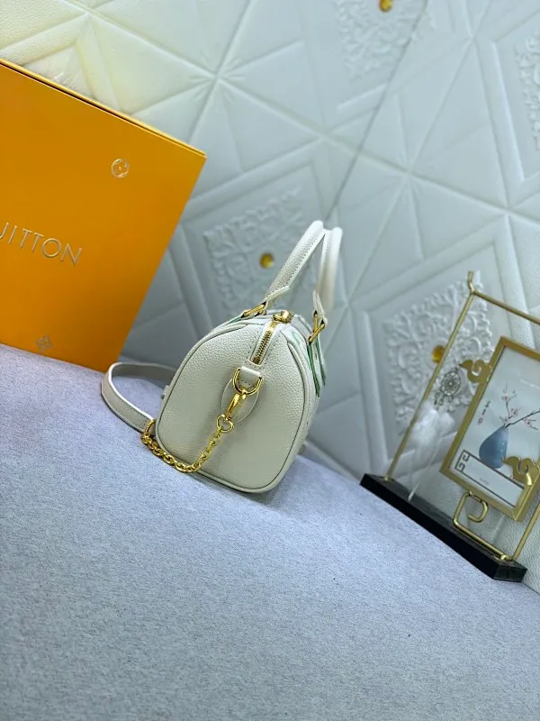 All Categories Official Website "Brand Women's Bags" Women's Bags 💙 LV 2024 New LV Crossbody Bag