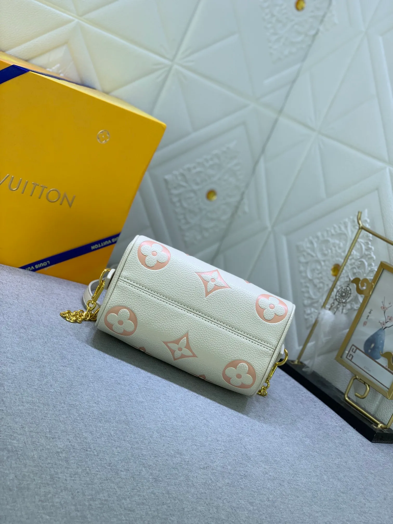 All Categories Official Website "Brand Women's Bags" Women's Bags 💙 LV 2024 New LV Crossbody Bag