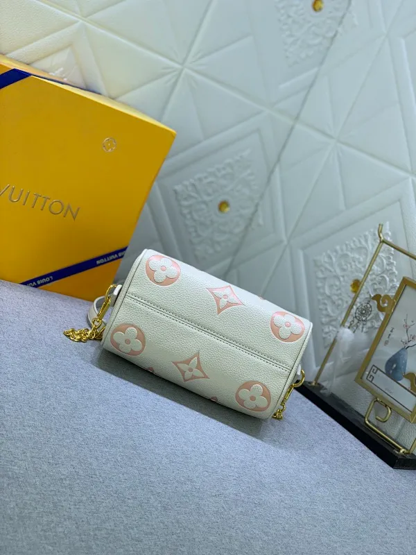 All Categories Official Website "Brand Women's Bags" Women's Bags 💙 LV 2024 New LV Crossbody Bag
