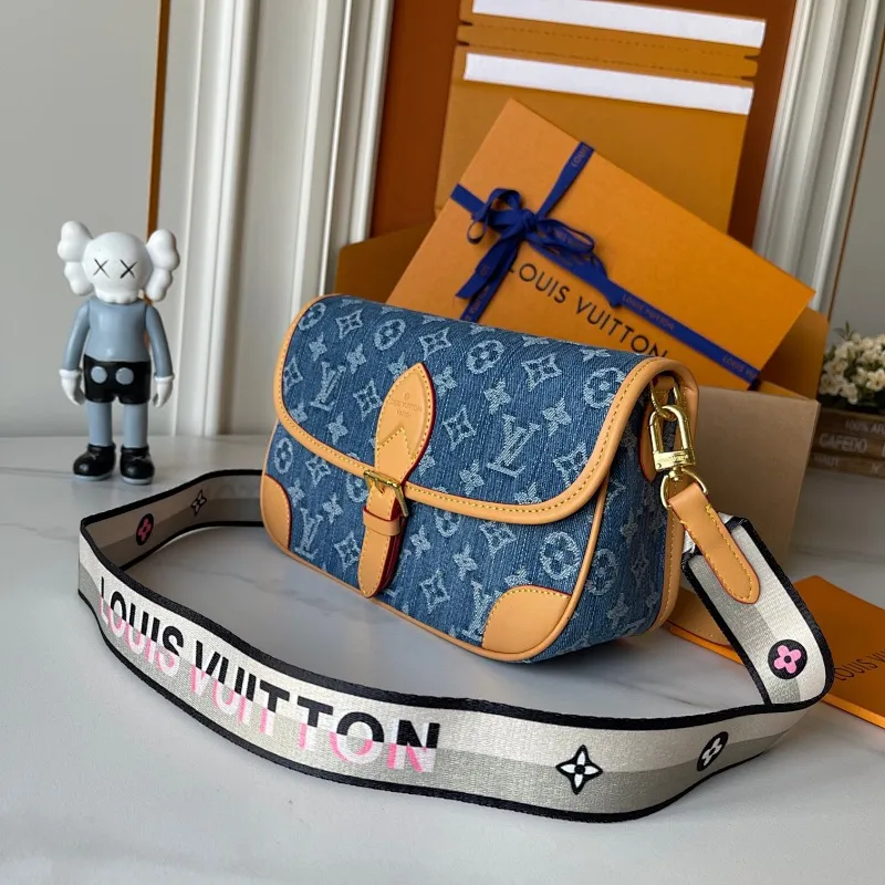 All Categories Official Website "Brand Women's Bags" Women's Bags 💙 LV 2025 New LV Crossbody Bag