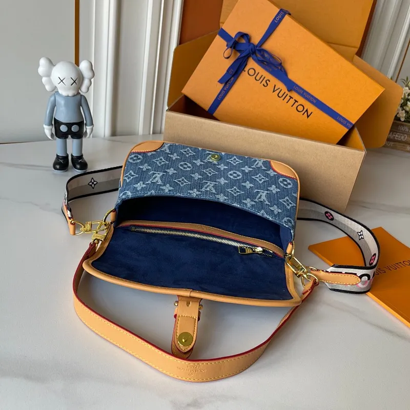 All Categories Official Website "Brand Women's Bags" Women's Bags 💙 LV 2025 New LV Crossbody Bag