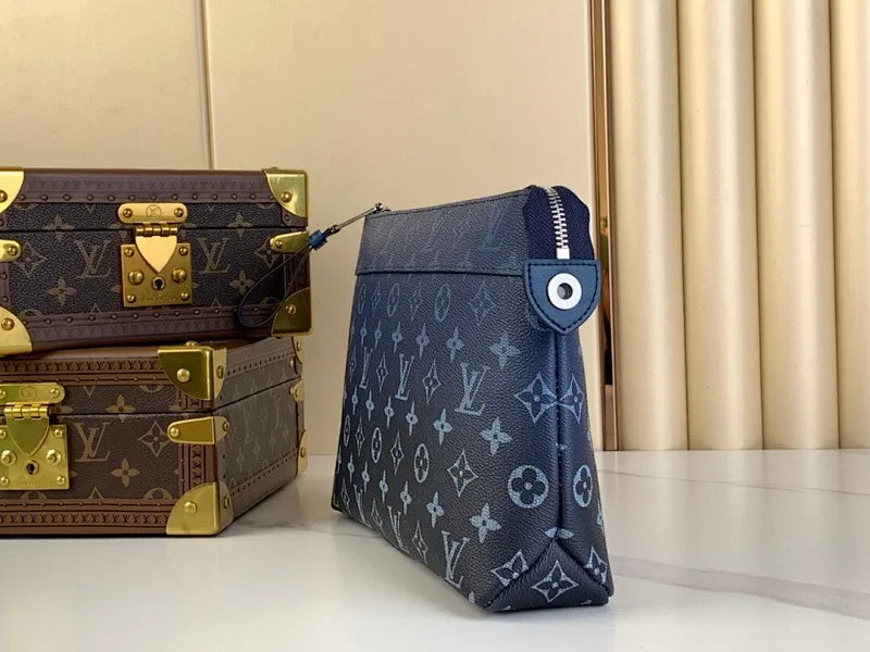 All categories 💚 Authentic bags 💚 LV 2024 official website new LV clutch bag