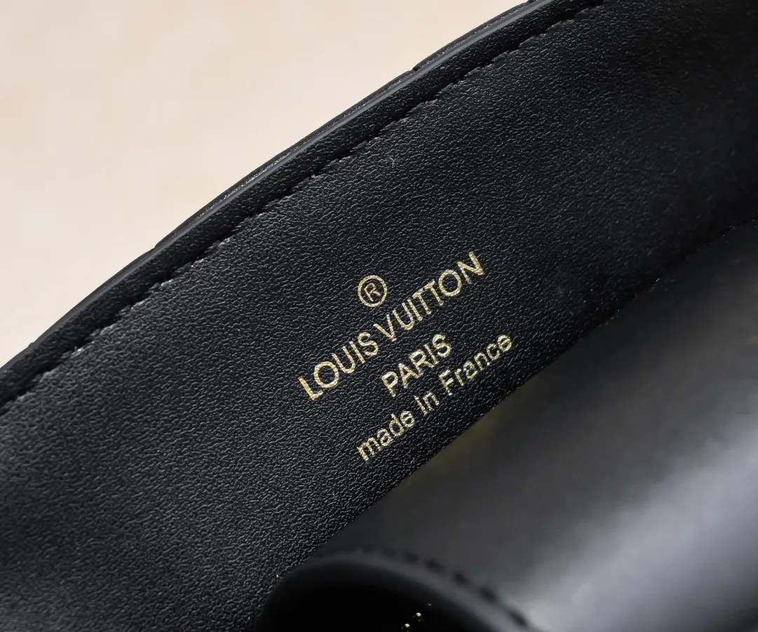 All Categories Official Website "Brand Women's Bags" Women's Bags 💙 LV 2026 Official Website New LV Crossbody Bag