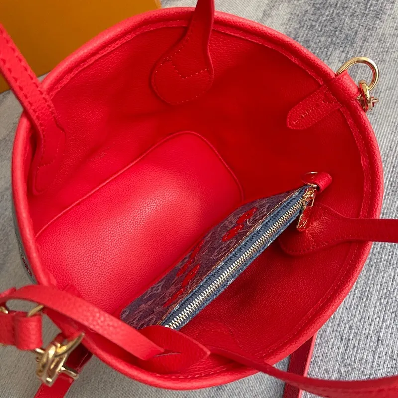 All Categories Official Website "Brand Women's Bags" Women's Bags 💙 LV 2025 New LV Crossbody Bag