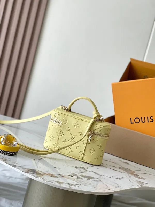 All categories 💚 Authentic bags 💚 LV 2024 official website new LV crossbody bag