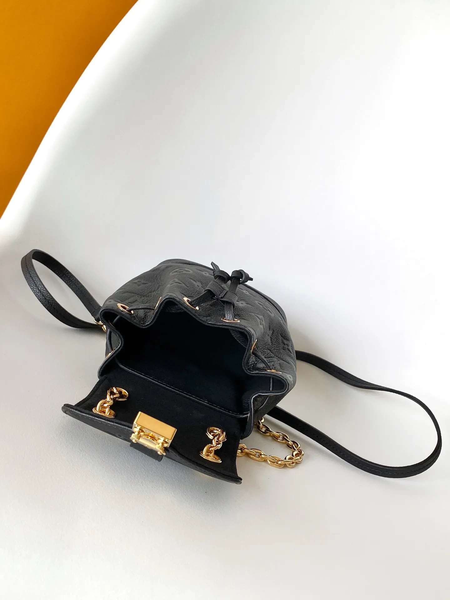 All Categories Official Website "Brand Women's Bags" Women's Bags 💙 LV 2026 New LV Crossbody Bag