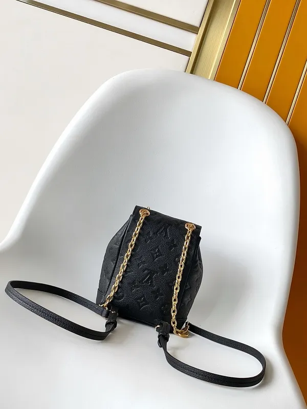 All Categories Official Website "Brand Women's Bags" Women's Bags 💙 LV 2026 New LV Crossbody Bag