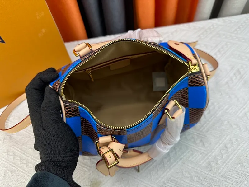 All Categories Official Website "Brand Women's Bags" Women's Bags 💙 LV 2024 New LV Crossbody Bag