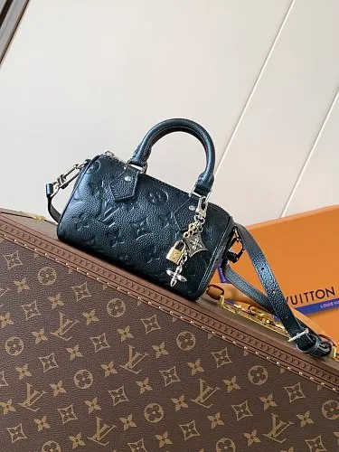All Categories Official Website "Brand Women's Bags" Women's Bags 💙 LV 2026 New LV Crossbody Bag