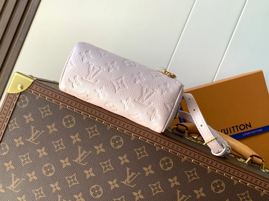 All Categories Official Website "Brand Women's Bags" Women's Bags 💙 LV 2026 New LV Crossbody Bag