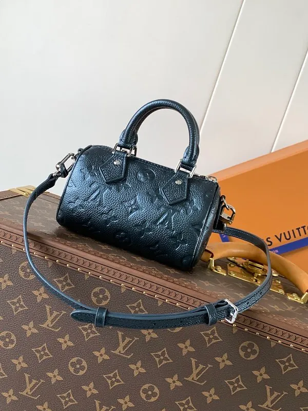 All Categories Official Website "Brand Women's Bags" Women's Bags 💙 LV 2026 New LV Crossbody Bag