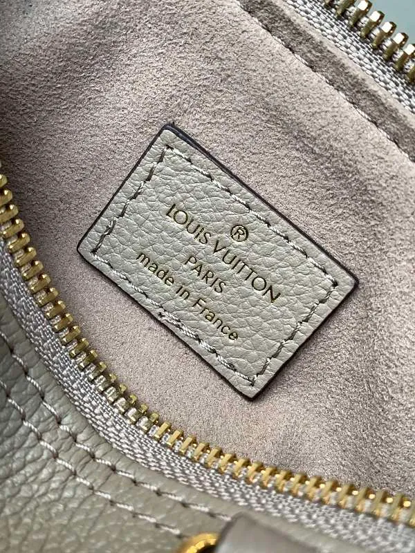 All Categories Official Website "Brand Women's Bags" Women's Bags 💙 LV 2026 New LV Crossbody Bag