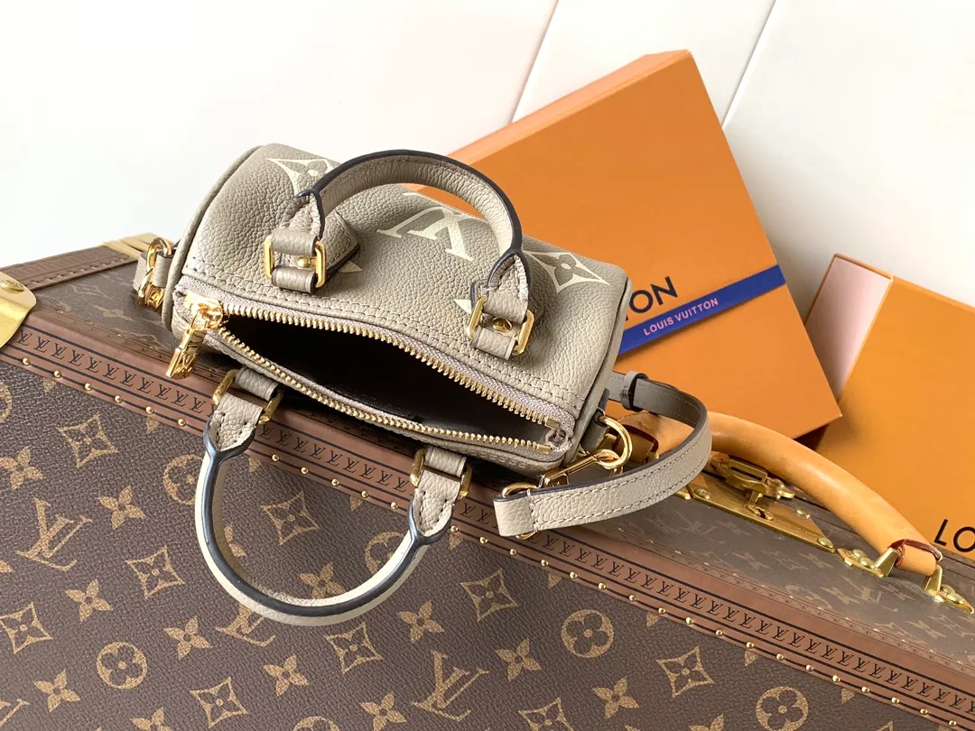 All Categories Official Website "Brand Women's Bags" Women's Bags 💙 LV 2026 New LV Crossbody Bag