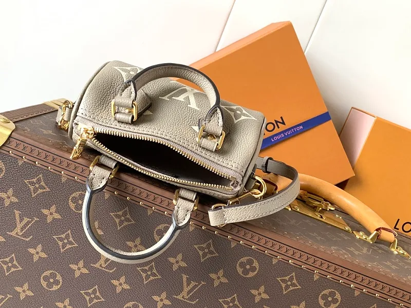 All Categories Official Website "Brand Women's Bags" Women's Bags 💙 LV 2026 New LV Crossbody Bag