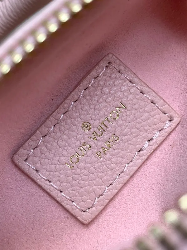 All Categories Official Website "Brand Women's Bags" Women's Bags 💙 LV 2026 New LV Crossbody Bag