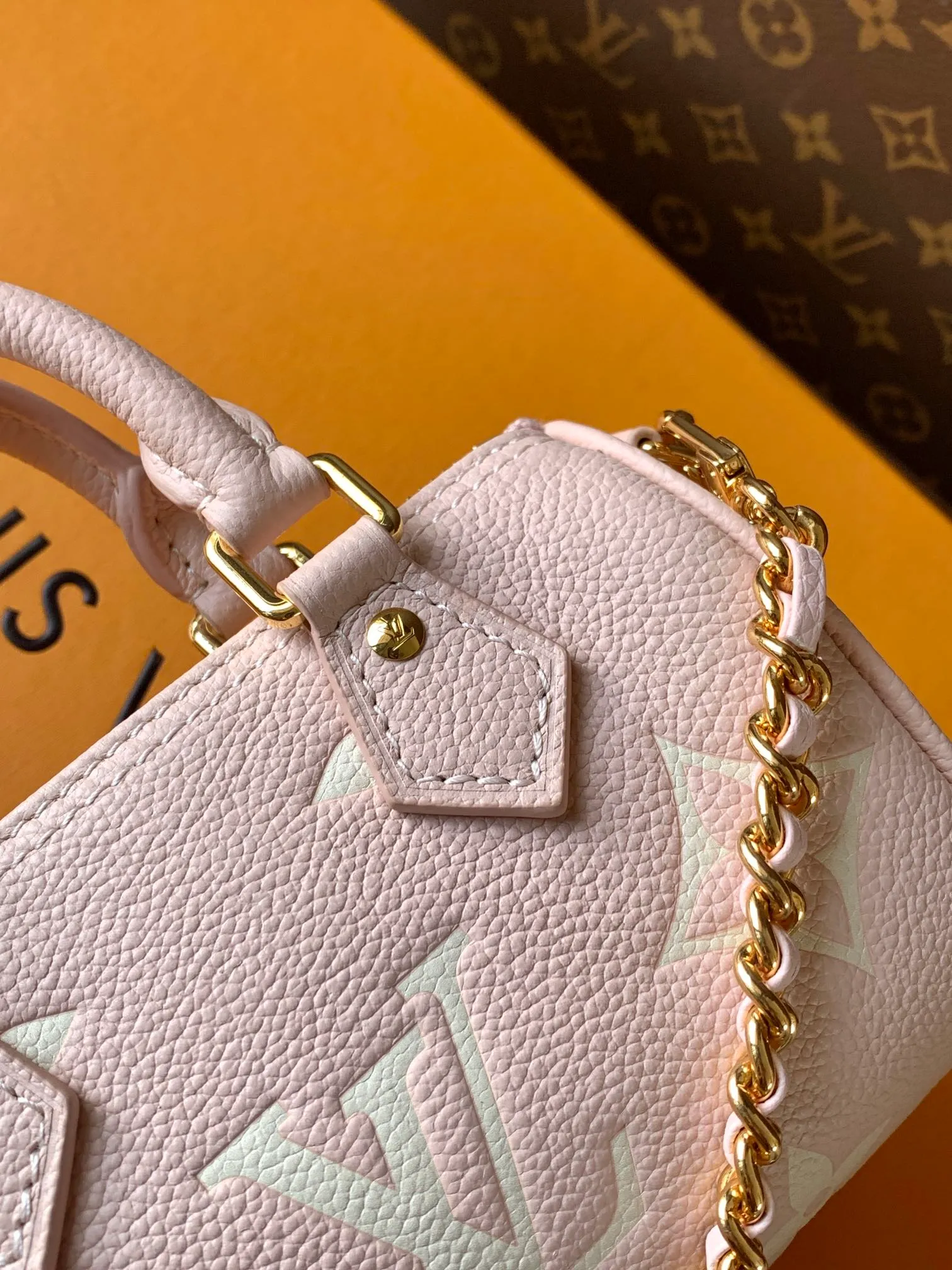 All Categories Official Website "Brand Women's Bags" Women's Bags 💙 LV 2026 New LV Crossbody Bag