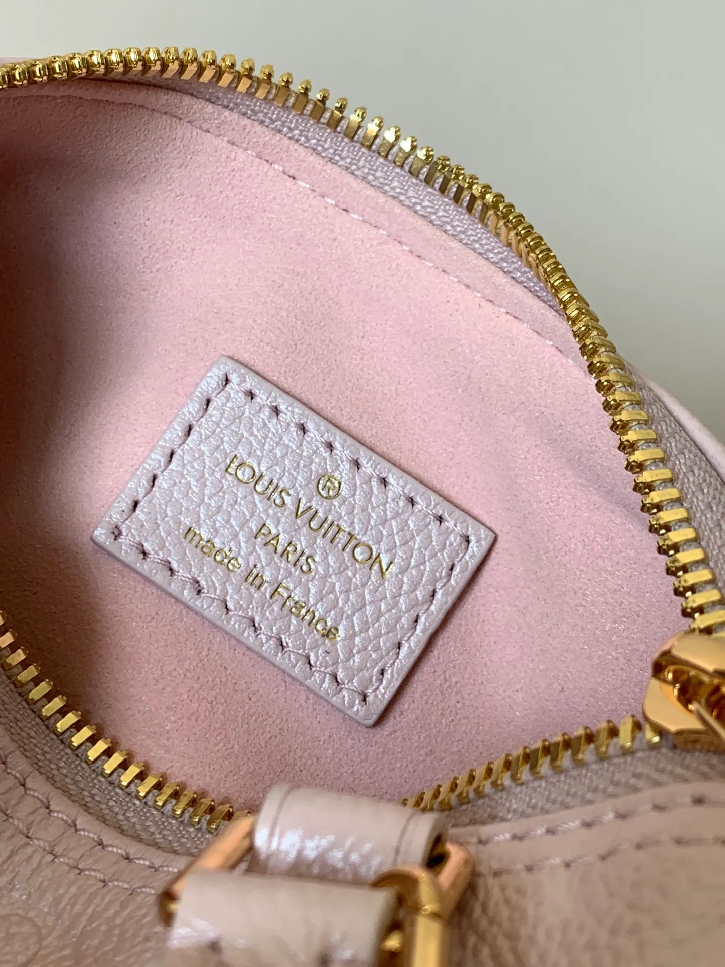 All Categories Official Website "Brand Women's Bags" Women's Bags 💙 LV 2026 New LV Crossbody Bag