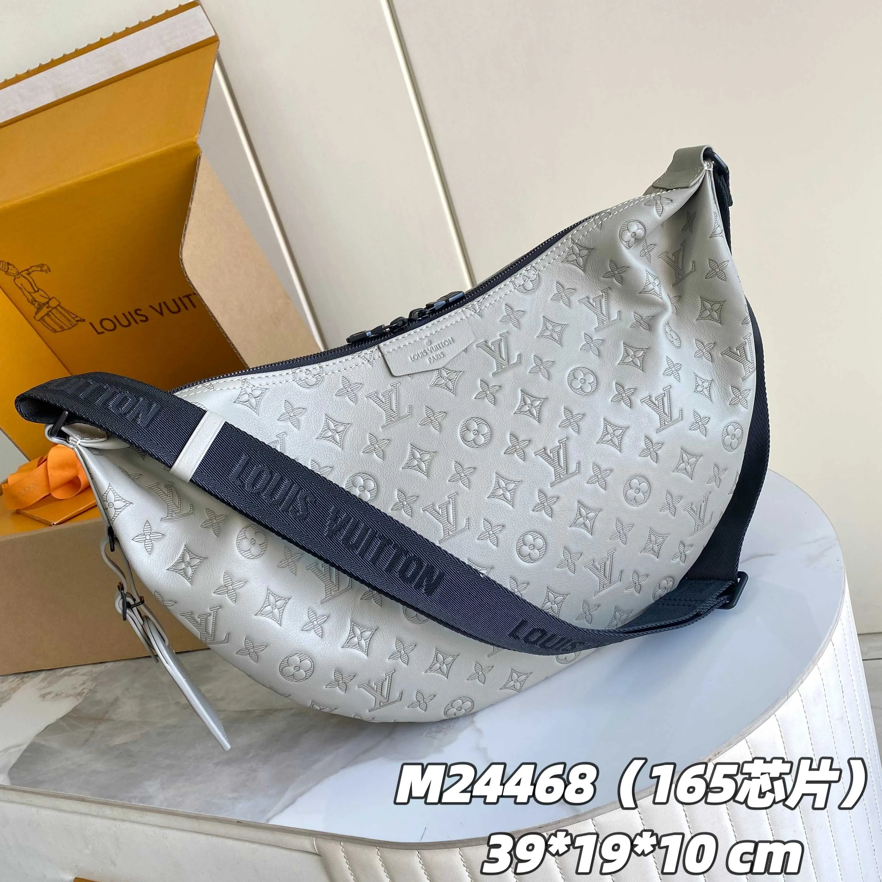 All Categories Official Website "Brand Women's Bags" Women's Bags 💙 LV 2026 New LV Crossbody Bag