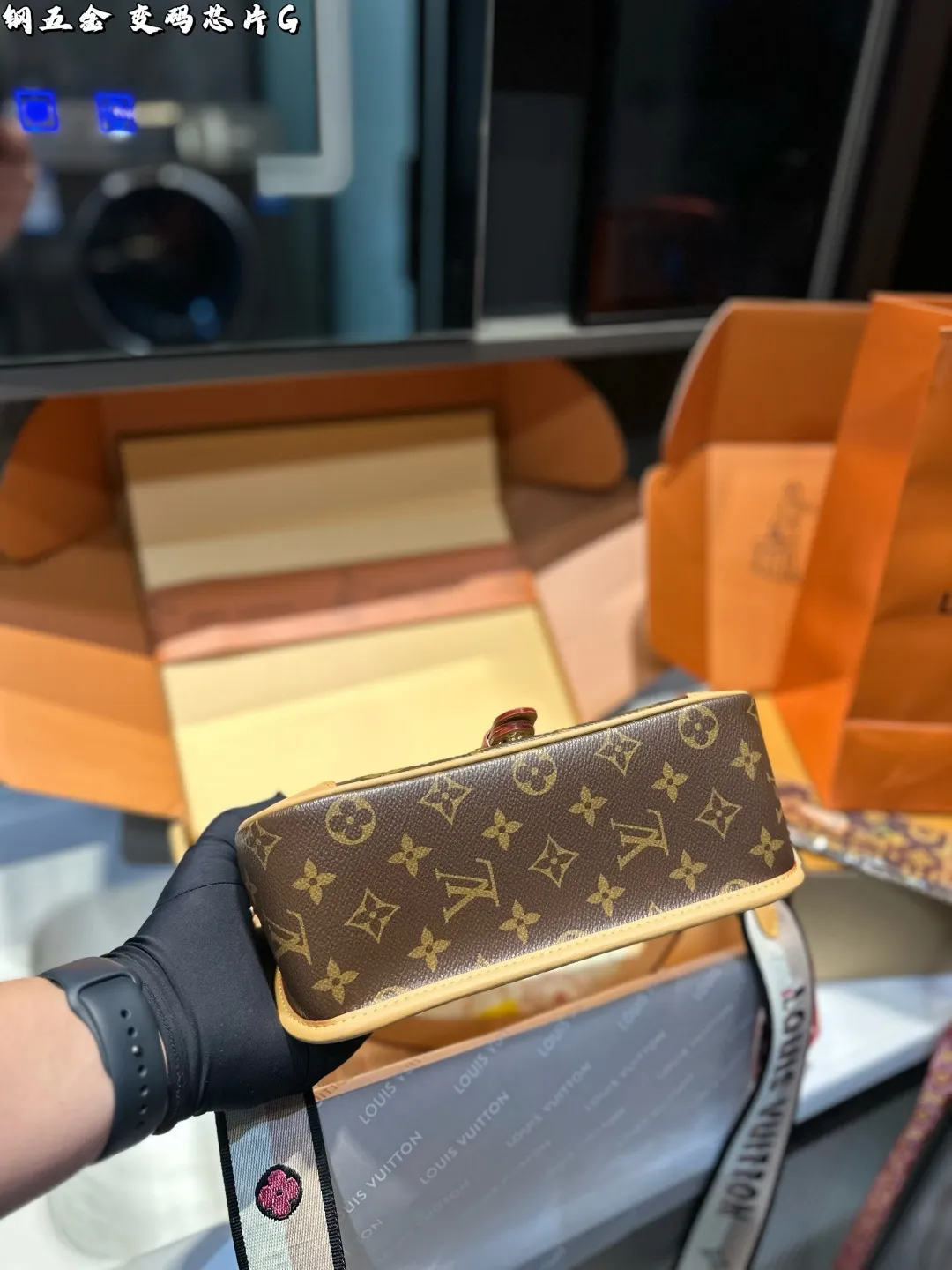 All Categories Official Website "Brand Women's Bags" Women's Bags 💙 LV 2025 New LV Crossbody Bag