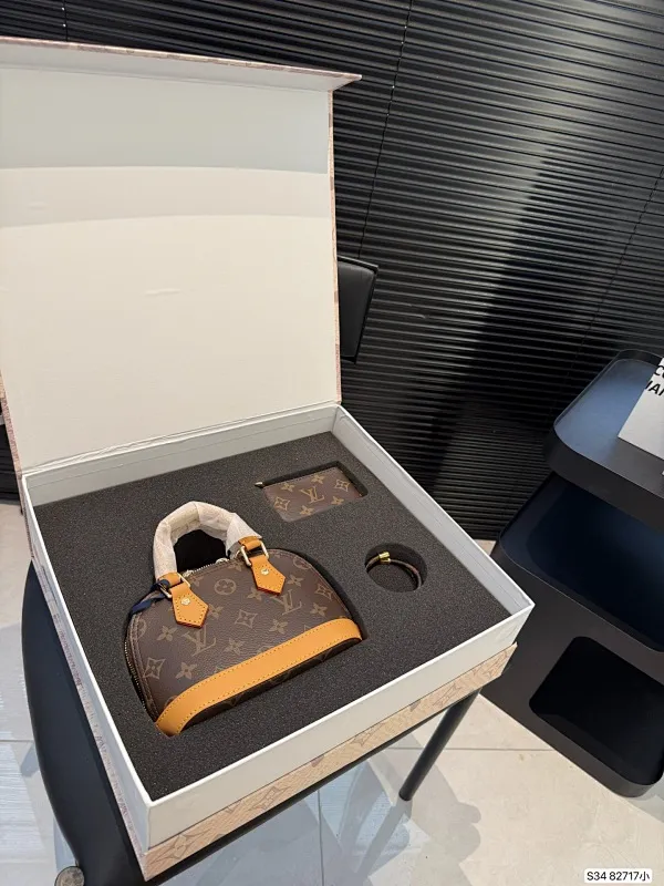All Categories Official Website "Brand Women's Bags" Women's Bags 💙 LV 2025 New LV Crossbody Bag