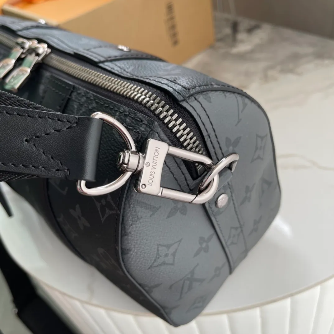 All Categories Official Website "Brand Women's Bags" Women's Bags 💙 LV 2026 New LV Crossbody Bag