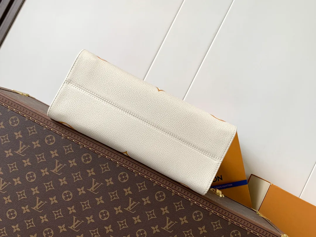 All categories Official website "Brand Women's Bags" Women's Bags 💙 LV 2026 new LV hand-held crossbody bag