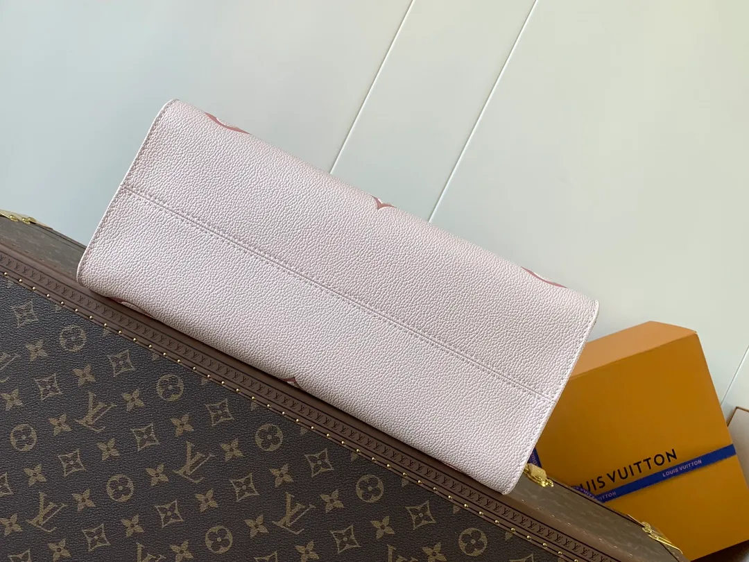 All categories Official website "Brand Women's Bags" Women's Bags 💙 LV 2026 new LV hand-held crossbody bag