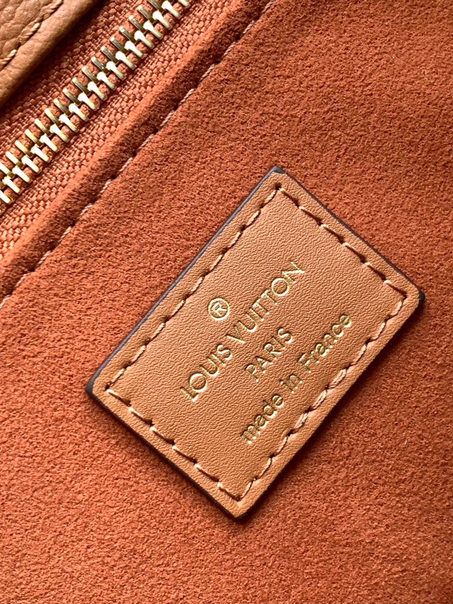 All categories Official website "Brand Women's Bags" Women's Bags 💙 LV 2026 new LV hand-held crossbody bag