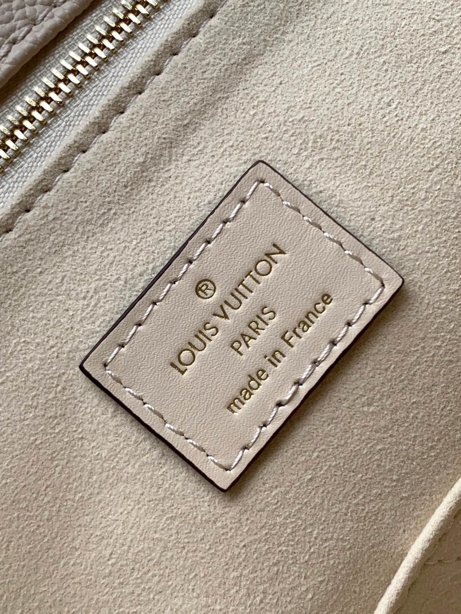 All categories Official website "Brand Women's Bags" Women's Bags 💙 LV 2026 new LV hand-held crossbody bag
