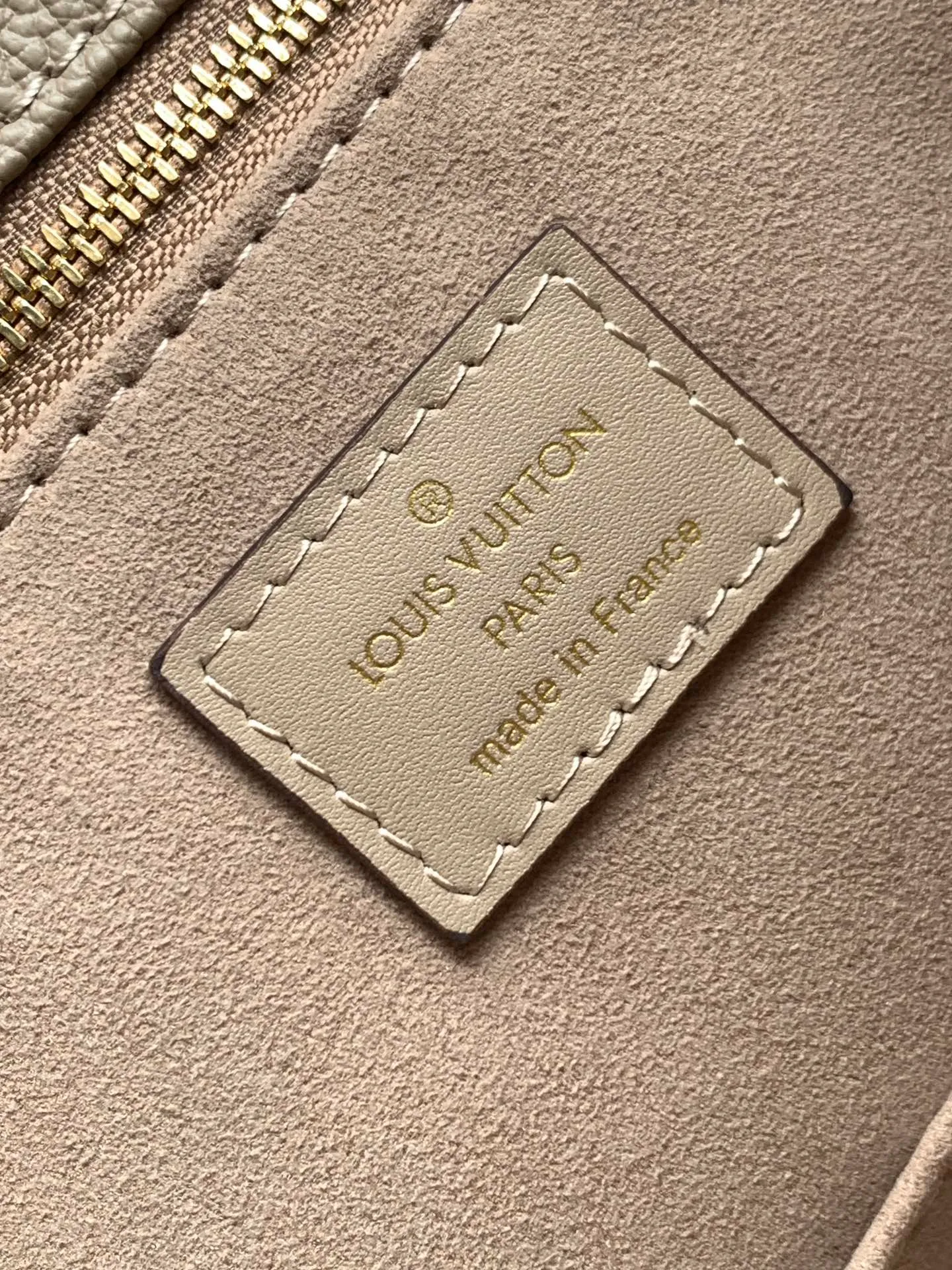 All categories Official website "Brand Women's Bags" Women's Bags 💙 LV 2026 new LV hand-held crossbody bag