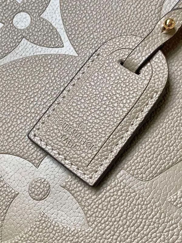 All categories Official website "Brand Women's Bags" Women's Bags 💙 LV 2026 new LV hand-held crossbody bag