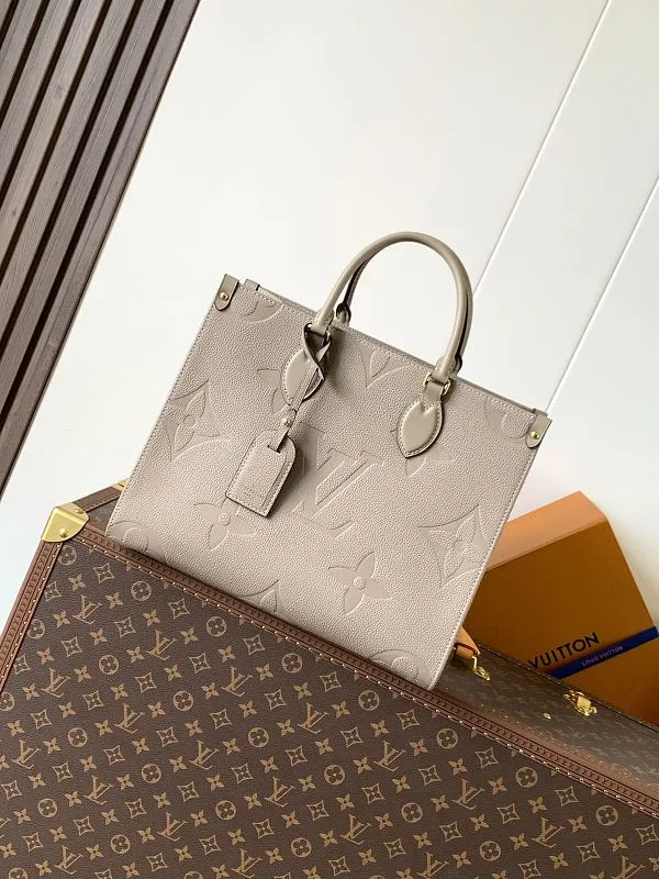 All categories Official website "Brand Women's Bags" Women's Bags 💙 LV 2026 new LV hand-held crossbody bag