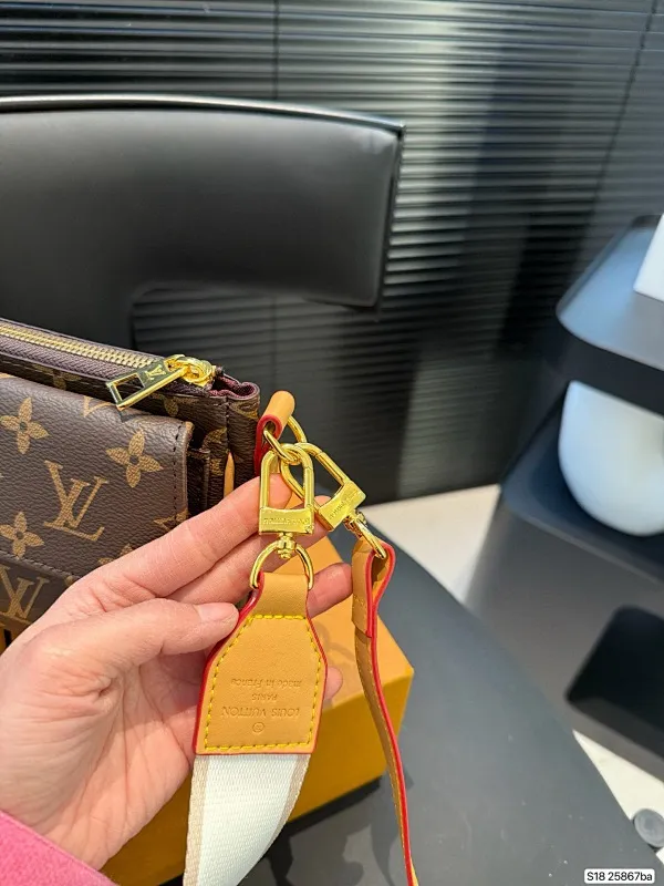 All Categories Official Website "Brand Women's Bags" Women's Bags 💙 LV 2025 New LV Crossbody Bag