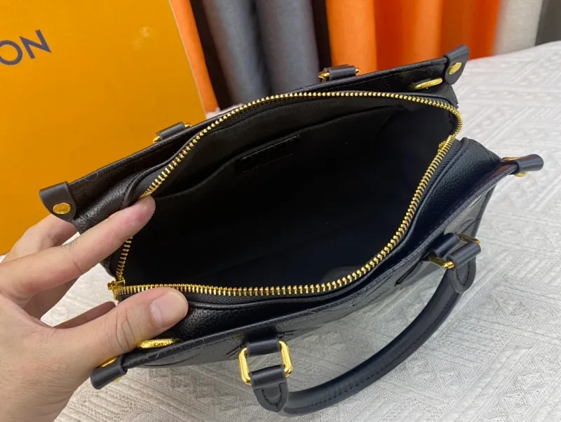 All Categories Official Website "Brand Women's Bags" Women's Bags 💙 LV 2023 New LV Crossbody Bag