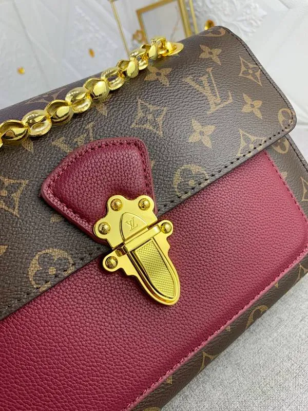 All Categories Official Website "Brand Women's Bags" Women's Bags 💙 LV French custom-made Monogram canvas and exquisite calfskin, top-notch handmade in Taiwan, perfect bottom arc of original order for quality, perfect combination of materials and unique hardware accessories, all investment regardless of cost, single shoulder, hand-held, cross-body all-match must-have style, exquisite crown lock buckle, showing the queen's style