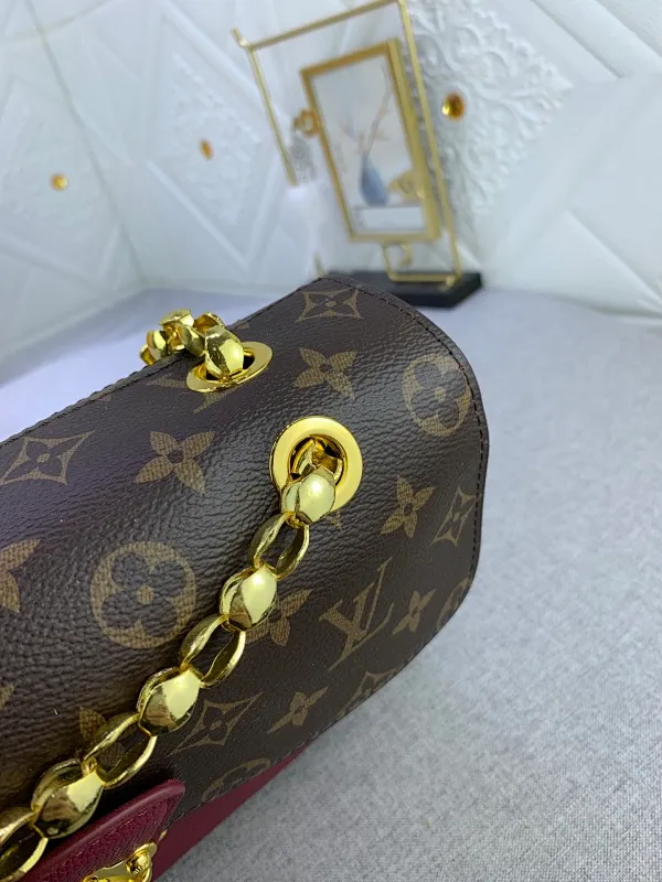 All Categories Official Website "Brand Women's Bags" Women's Bags 💙 LV French custom-made Monogram canvas and exquisite calfskin, top-notch handmade in Taiwan, perfect bottom arc of original order for quality, perfect combination of materials and unique hardware accessories, all investment regardless of cost, single shoulder, hand-held, cross-body all-match must-have style, exquisite crown lock buckle, showing the queen's style