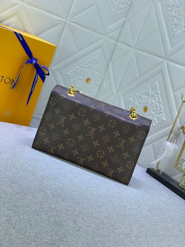 All Categories Official Website "Brand Women's Bags" Women's Bags 💙 LV French custom-made Monogram canvas and exquisite calfskin, top-notch handmade in Taiwan, perfect bottom arc of original order for quality, perfect combination of materials and unique hardware accessories, all investment regardless of cost, single shoulder, hand-held, cross-body all-match must-have style, exquisite crown lock buckle, showing the queen's style