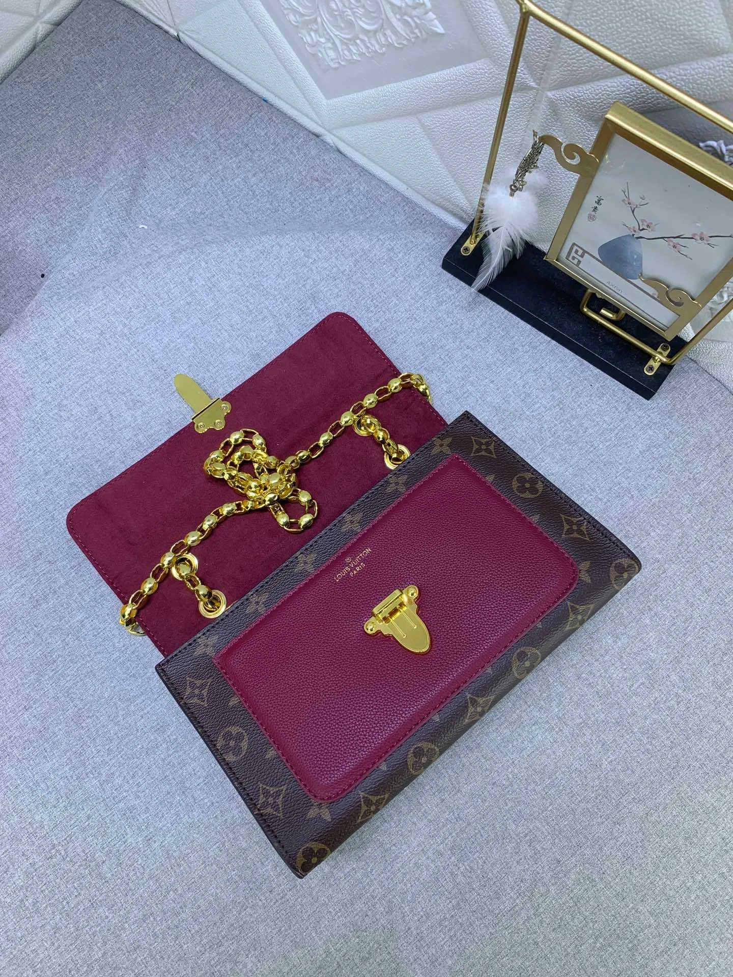 All Categories Official Website "Brand Women's Bags" Women's Bags 💙 LV French custom-made Monogram canvas and exquisite calfskin, top-notch handmade in Taiwan, perfect bottom arc of original order for quality, perfect combination of materials and unique hardware accessories, all investment regardless of cost, single shoulder, hand-held, cross-body all-match must-have style, exquisite crown lock buckle, showing the queen's style