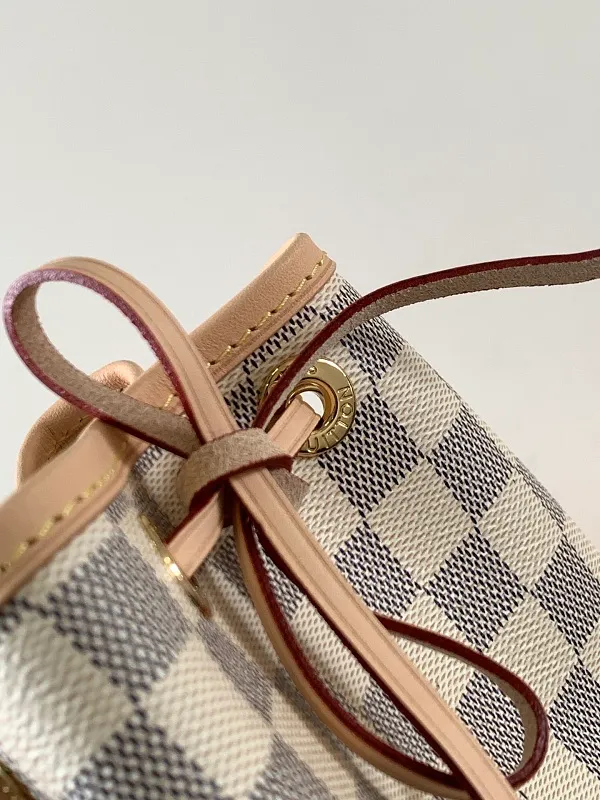 All Categories Official Website "Brand Women's Bags" Women's Bags 💙 LV 2026 New LV Crossbody Bag