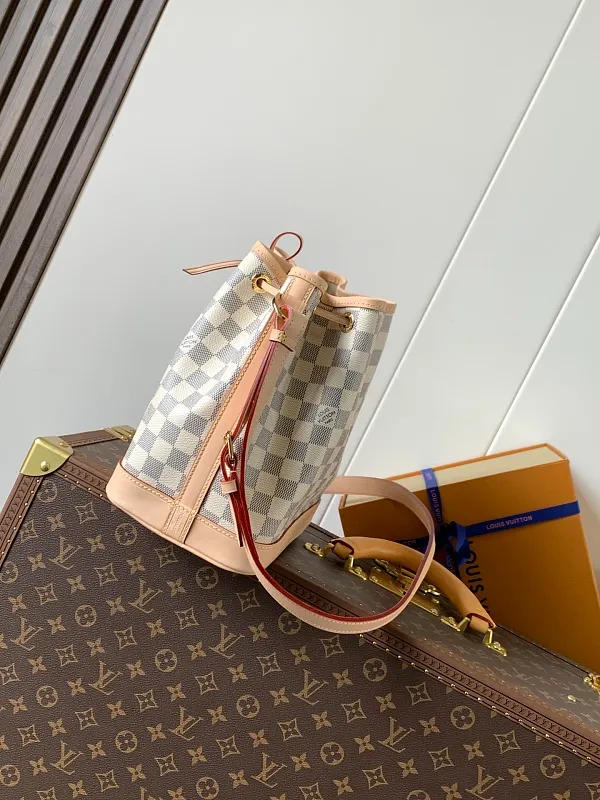 All Categories Official Website "Brand Women's Bags" Women's Bags 💙 LV 2026 New LV Crossbody Bag