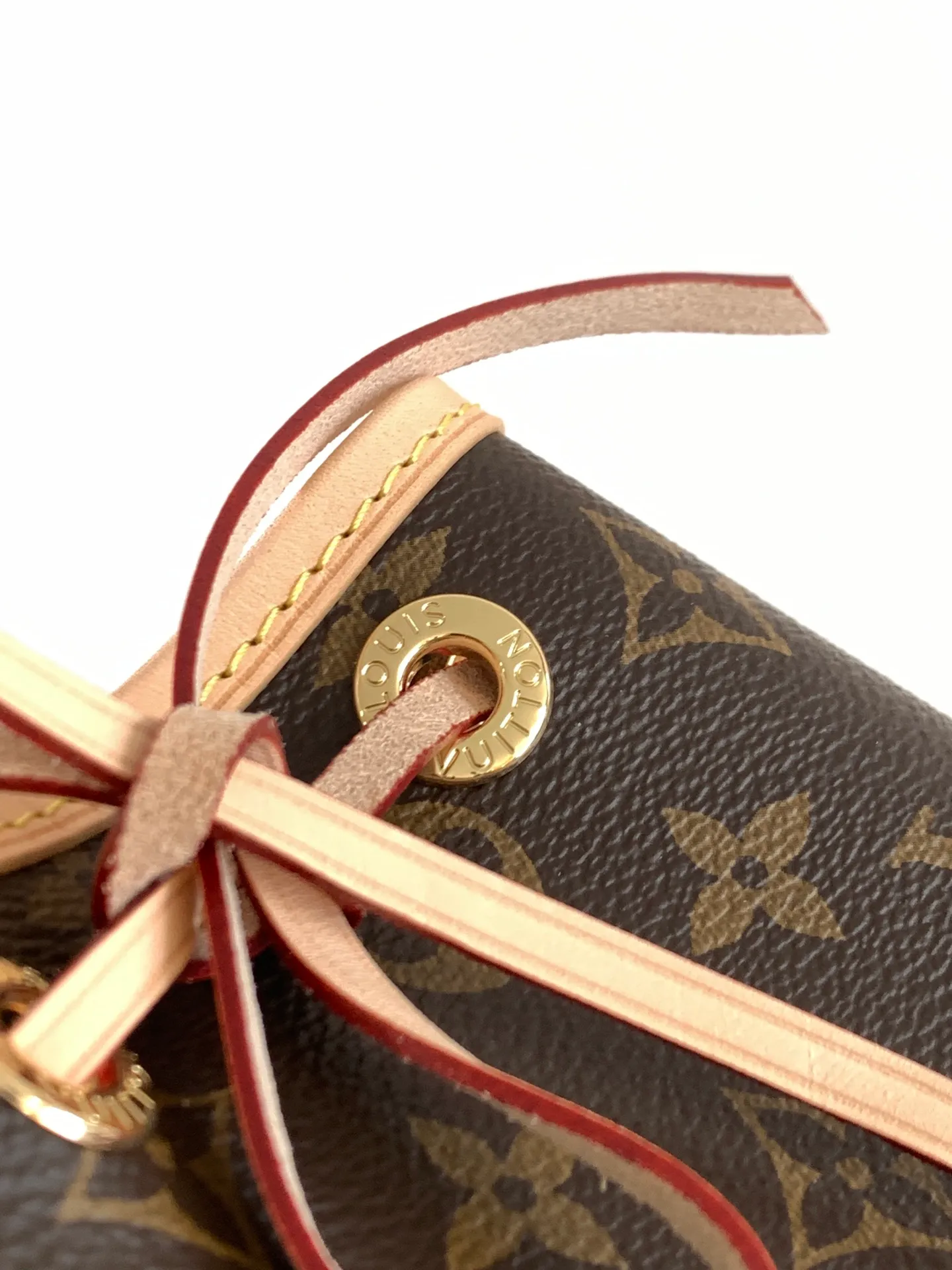 All Categories Official Website "Brand Women's Bags" Women's Bags 💙 LV 2026 New LV Crossbody Bag